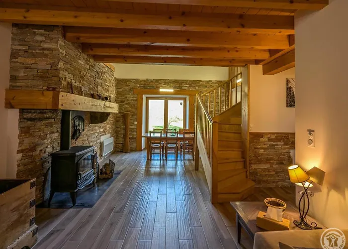 Le Castillon Dom wakacyjny